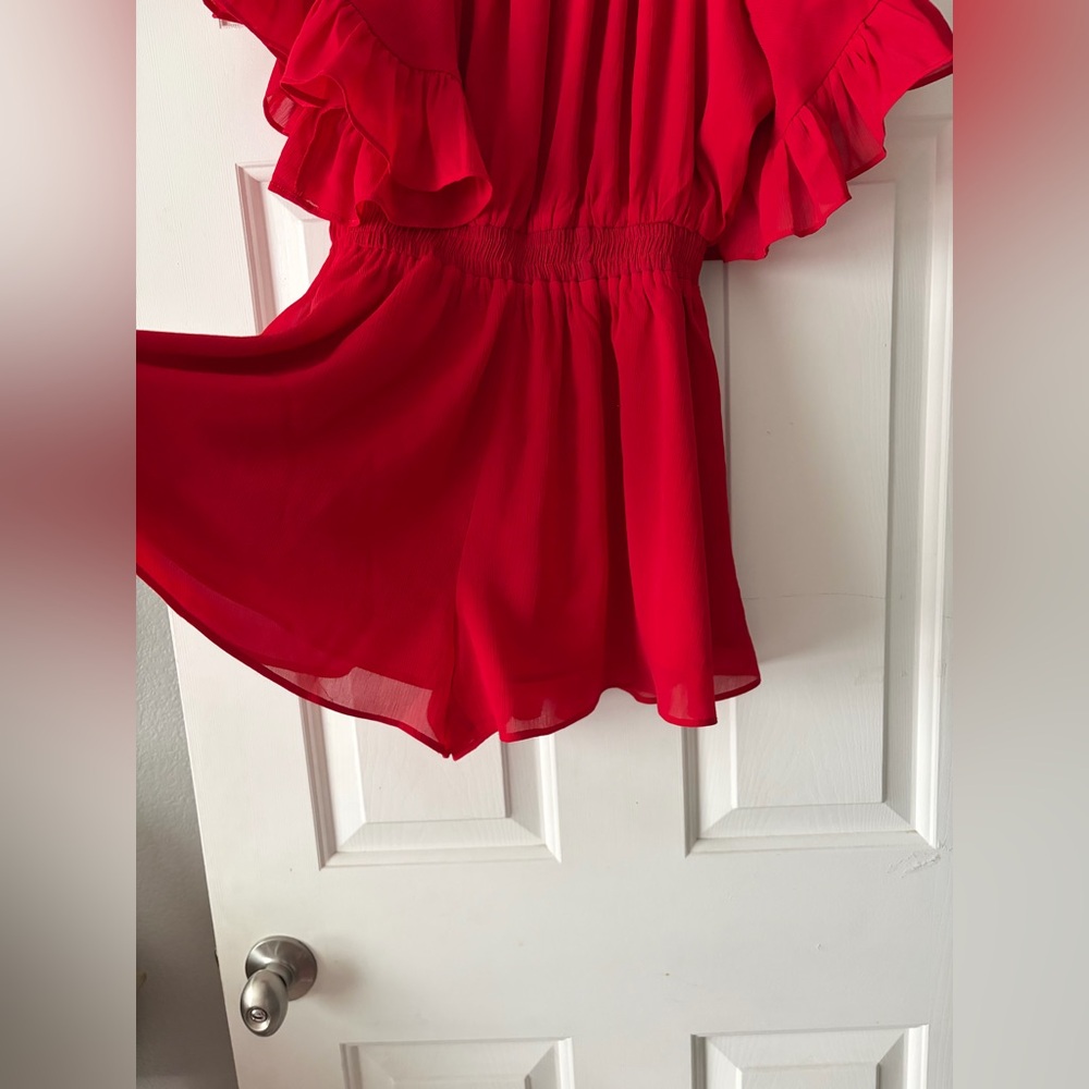 Kittenish Hot Shot Romper - Picture 6 of 9